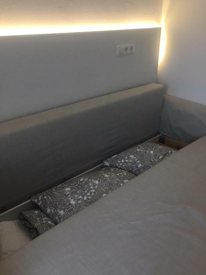 Privatzeit The Green Mile Leverkusen Bagian luar foto